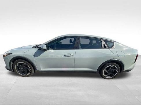 Used 2025 Kia K4 EX image 4
