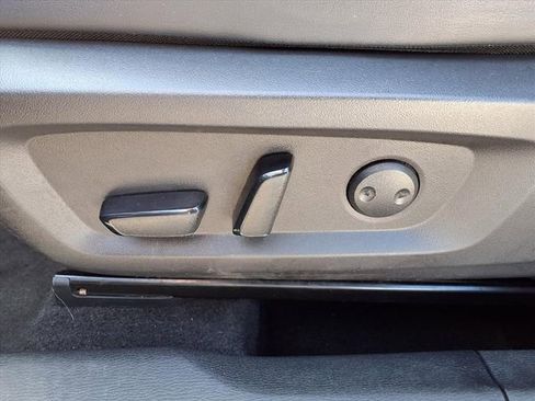 Used 2024 Mitsubishi Outlander SE image 15