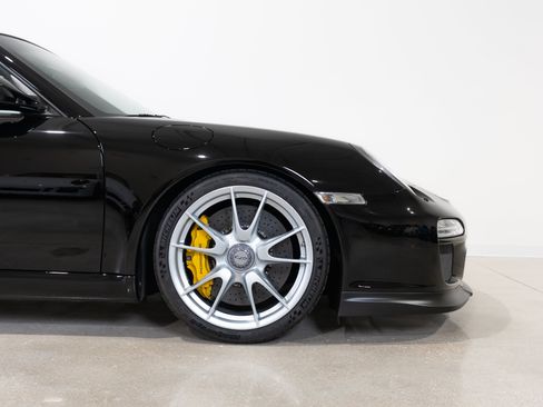 Used 2010 Porsche 911 GT3 RWD image 25