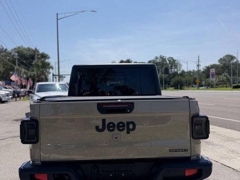 Used 2020 Jeep Gladiator Sport w/ Quick Order Package 24S AWD/4WD image 5