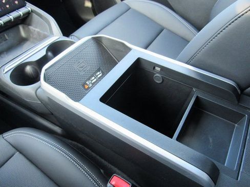 New 2026 GMC Terrain Elevation w/ Elevation Premium Package AWD/4WD image 21