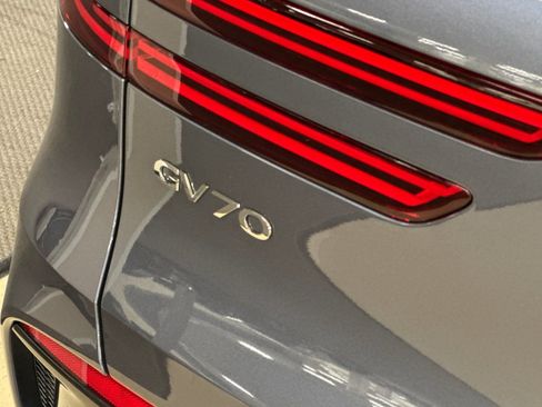 New 2026 Genesis GV70 2.5T Select AWD/4WD image 27