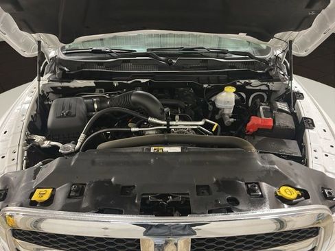 Used 2022 RAM 1500 Classic SLT image 26