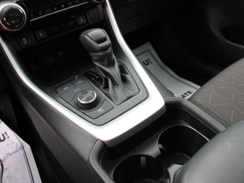 Used 2019 Toyota RAV4 XLE w/ Convenience Package image 26