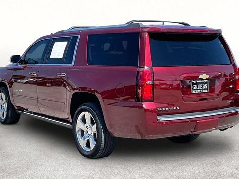 Used 2017 Chevrolet Suburban Premier AWD/4WD image 12