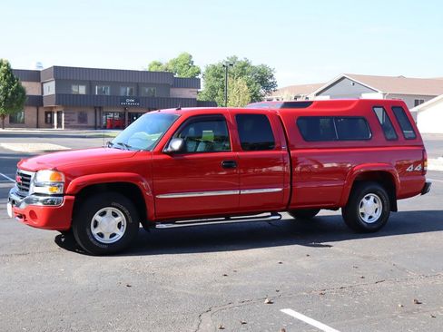 Used 2003 GMC Sierra 1500 SLT w/ SLT Preferred Equipment Group AWD/4WD image 43