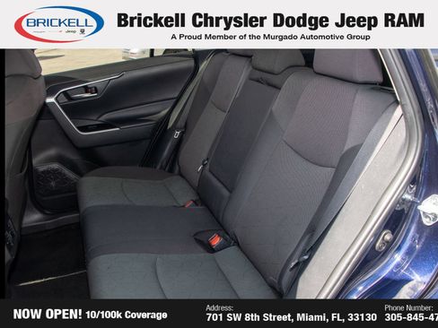 Used 2024 Toyota RAV4 XLE FWD image 15