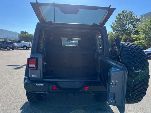 Used 2026 Jeep Wrangler Unlimited Sport AWD/4WD image 17