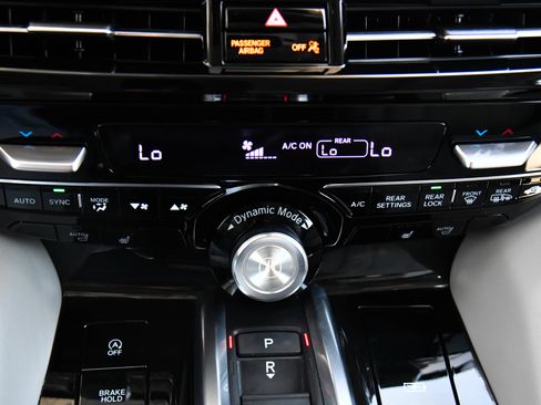 Used 2022 Acura MDX w/ Technology Package FWD image 26