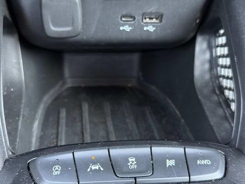 Used 2025 Chevrolet TrailBlazer LT AWD/4WD image 25