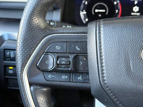 Used 2025 Toyota 4Runner TRD Off-Road Premium AWD/4WD image 30