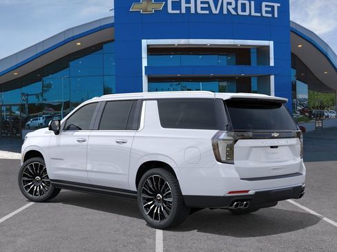 New 2026 Chevrolet Suburban High Country AWD/4WD image 27