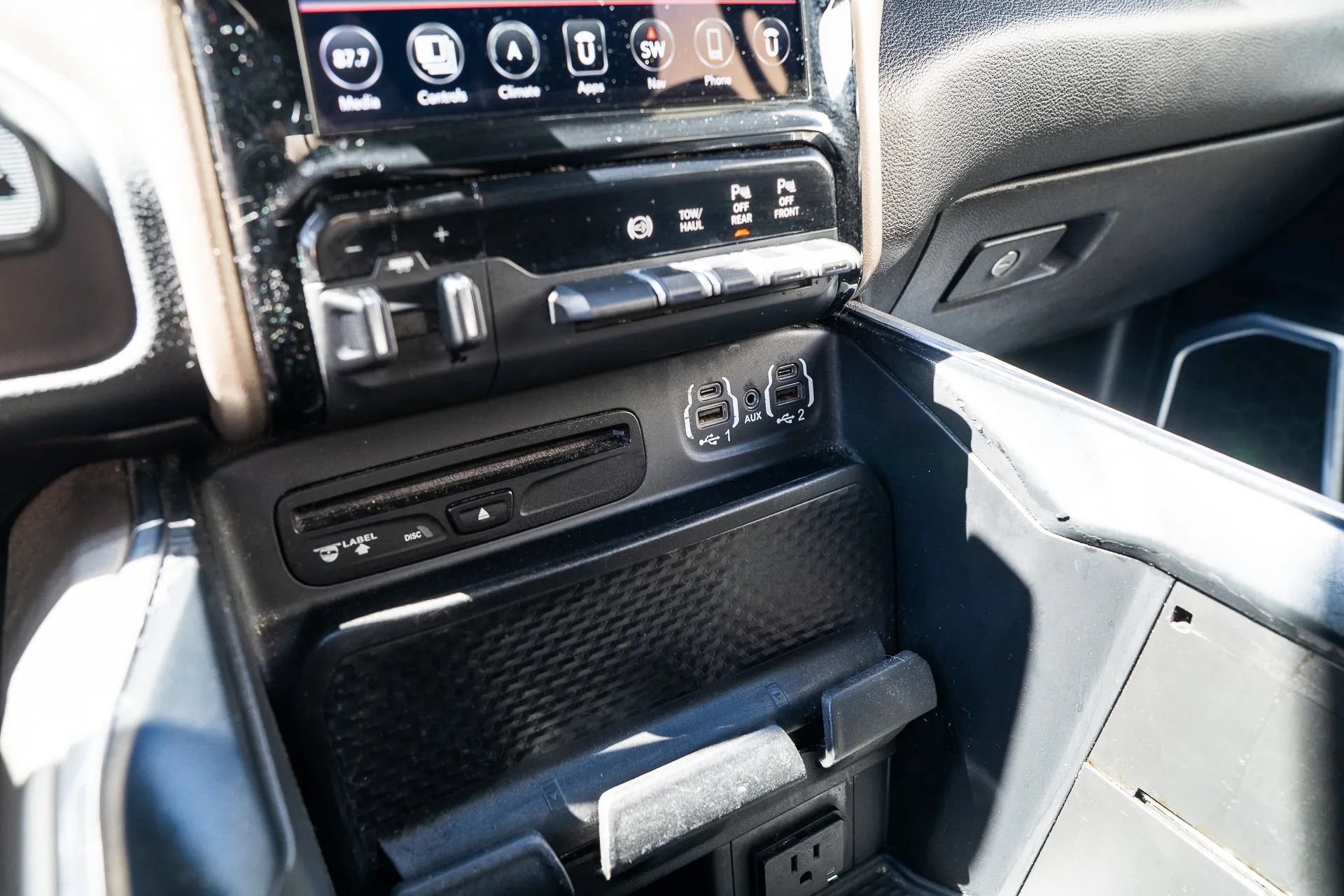 Used 2019 RAM 2500 Laramie w/ Night Edition AWD/4WD image 27
