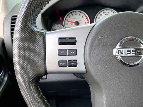 Used 2015 Nissan Frontier PRO-4X w/ Pro-4x Graphics Package image 20