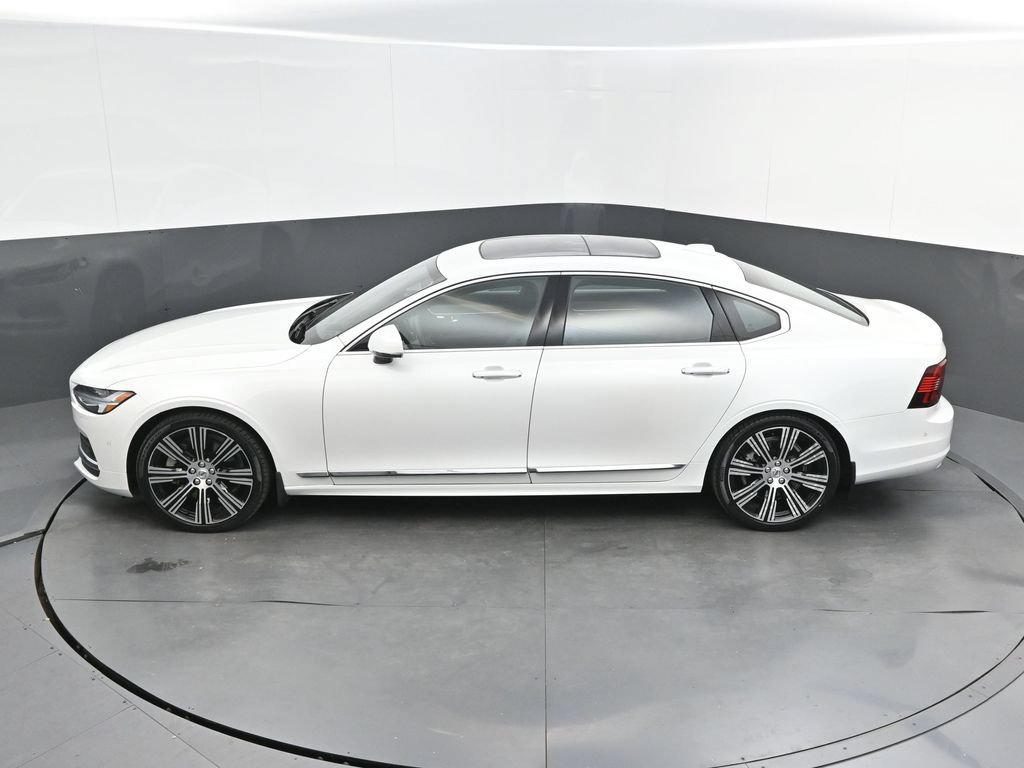 Certified 2022 Volvo S90 B6 Inscription w/ Advanced Package AWD/4WD image 22