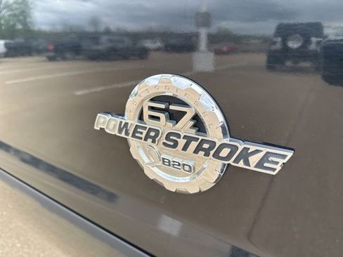 Used 2011 Ford F250 Lariat w/ Lariat Interior Pkg image 59