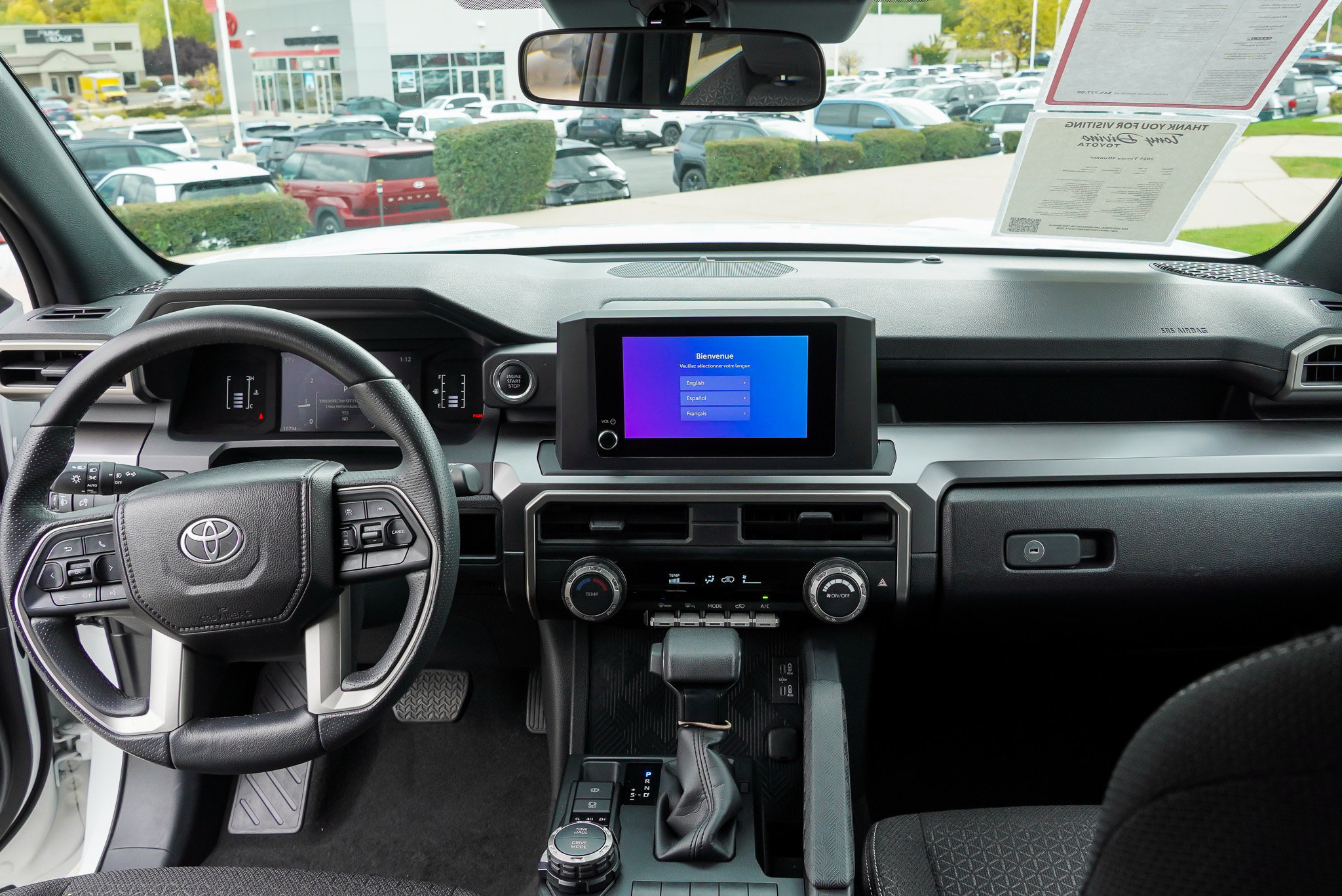 Certified 2025 Toyota 4Runner SR5 AWD/4WD image 30