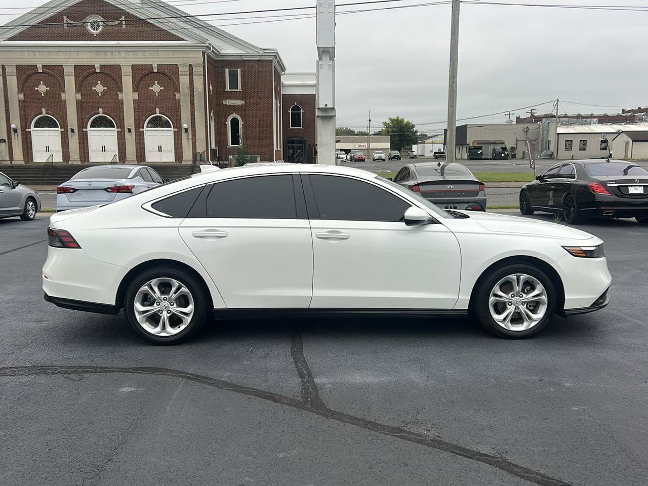 Used 2024 Honda Accord LX image 4