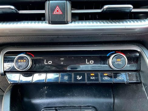 Used 2022 Kia K5 GT-Line w/ GT-Line FWD Premium Package image 24