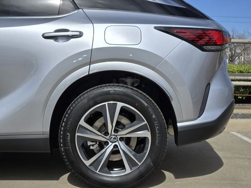 Certified 2026 Lexus RX 350h w/ Cold Area Package image 16