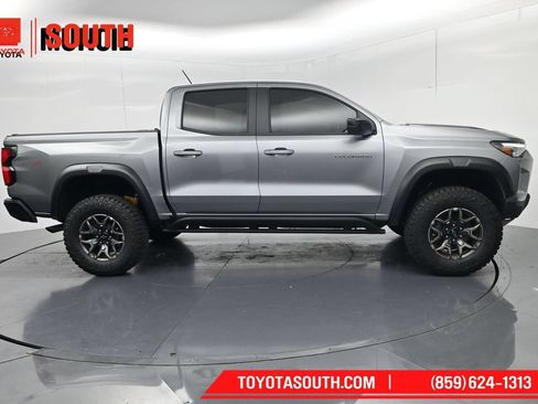 Used 2024 Chevrolet Colorado ZR2 w/ Technology Package AWD/4WD image 1