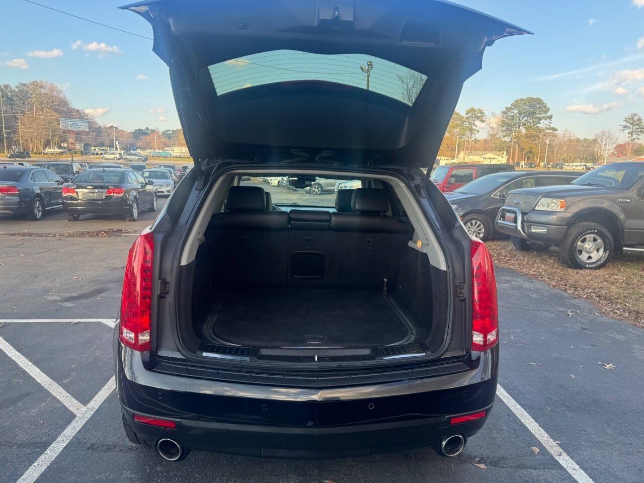 Used 2014 Cadillac SRX Luxury w/ Driver Awareness Package FWD image 9