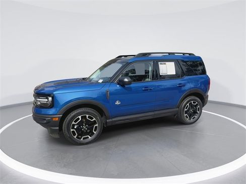 Used 2023 Ford Bronco Sport Outer Banks w/ Tech Package image 5