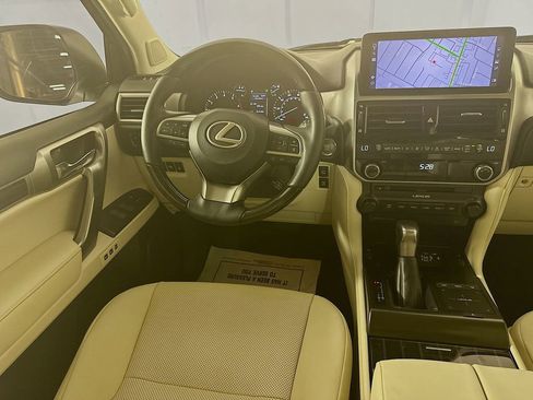 Used 2023 Lexus GX 460 Premium w/ Premium Package image 27