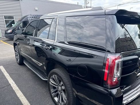 Used 2017 GMC Yukon Denali w/ Open Road Package AWD/4WD image 7