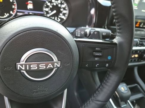 Used 2022 Nissan Pathfinder SL image 21