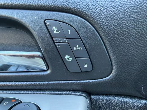 Used 2013 Chevrolet Suburban LT AWD/4WD image 34