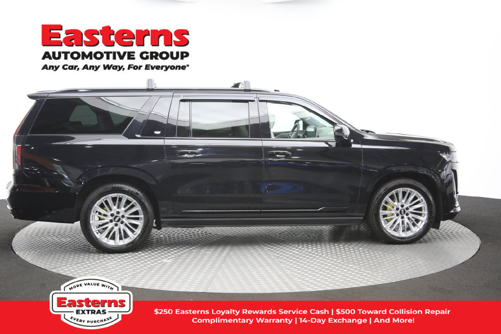 Used 2024 Cadillac Escalade ESV Sport Platinum w/ LPO, ONYX Package AWD/4WD image 53