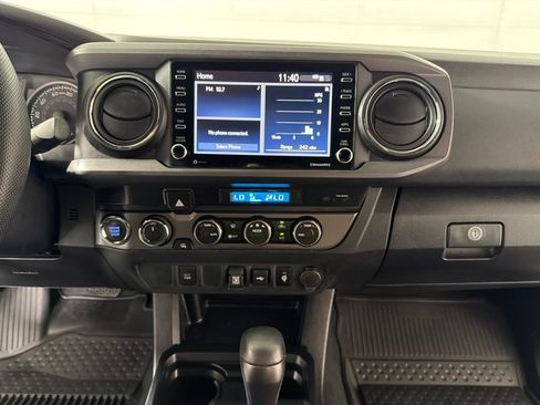 Used 2023 Toyota Tacoma TRD Off-Road AWD/4WD image 16