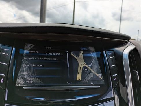 Used 2017 Cadillac Escalade Premium Luxury image 25