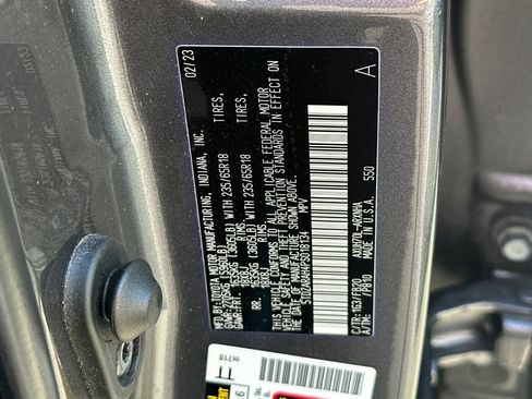 Used 2023 Toyota Highlander LE image 29