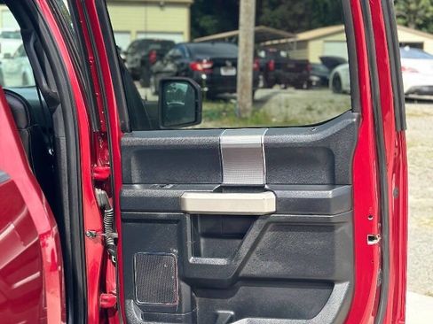 Used 2015 Ford F150 Lariat w/ Equipment Group 502A Luxury image 29