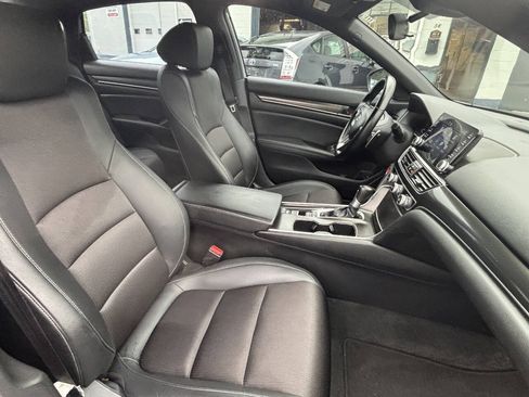 Used 2021 Honda Accord Sport image 30