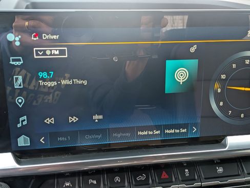 Used 2023 Chevrolet Silverado 1500 High Country image 27