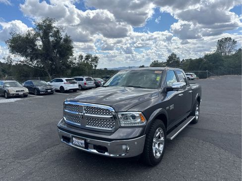 Used 2018 RAM 1500 Laramie w/ Convenience Group AWD/4WD image 1