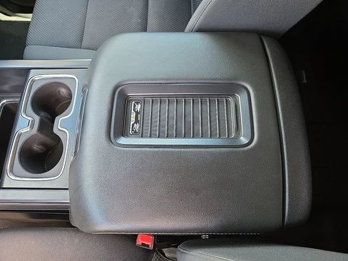 Used 2018 Chevrolet Silverado 1500 LT w/ Texas Edition AWD/4WD image 16