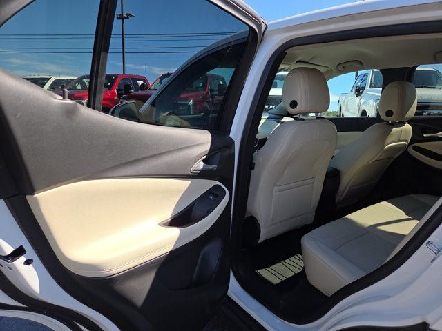 Used 2024 Buick Encore GX Preferred w/ Comfort Package AWD/4WD image 9