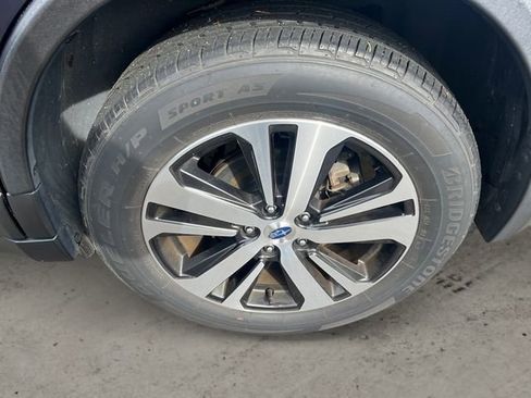 Used 2018 Subaru Outback 3.6R Limited image 14