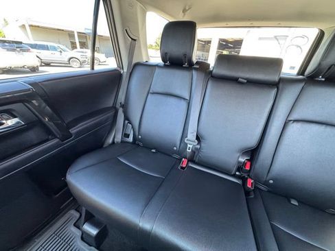 Used 2024 Toyota 4Runner TRD Off-Road Premium w/ Off Road Premium Plus Package AWD/4WD image 34