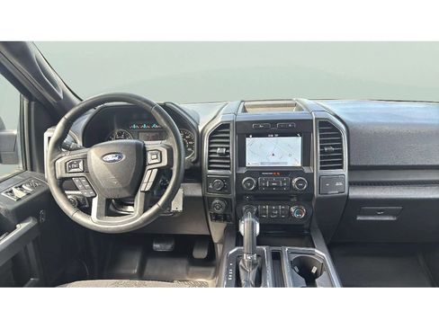 Used 2018 Ford F150 XLT w/ Equipment Group 302A Luxury AWD/4WD image 12