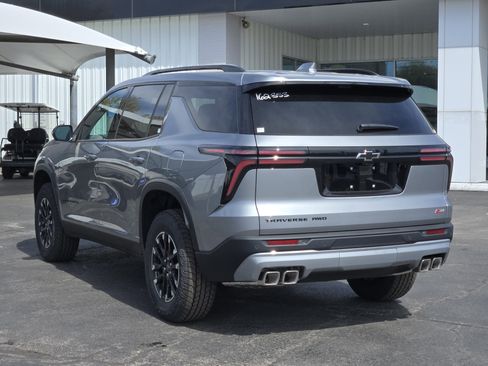 New 2026 Chevrolet Traverse Z71 image 3
