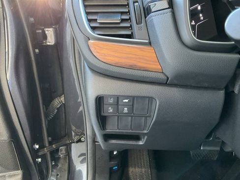 Certified 2019 Honda CR-V EX-L image 9