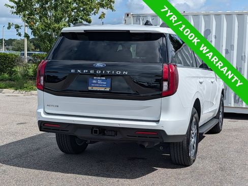 Certified 2025 Ford Expedition Active RWD image 5