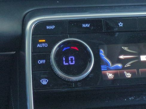 Used 2023 Genesis GV80 3.5T w/ Advanced Package AWD/4WD image 28