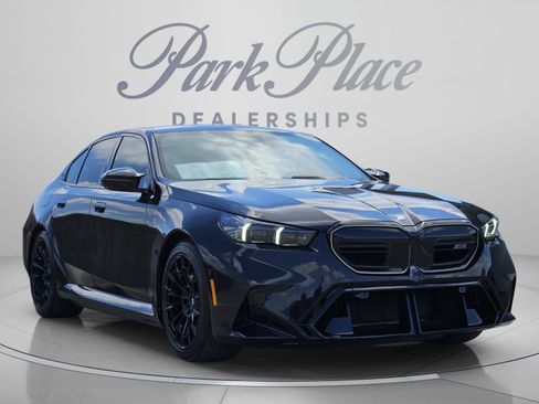 Used 2025 BMW M5 w/ Executive Package AWD/4WD image 8