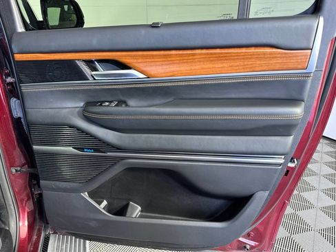Certified 2024 Jeep Grand Wagoneer L Series III AWD/4WD image 51